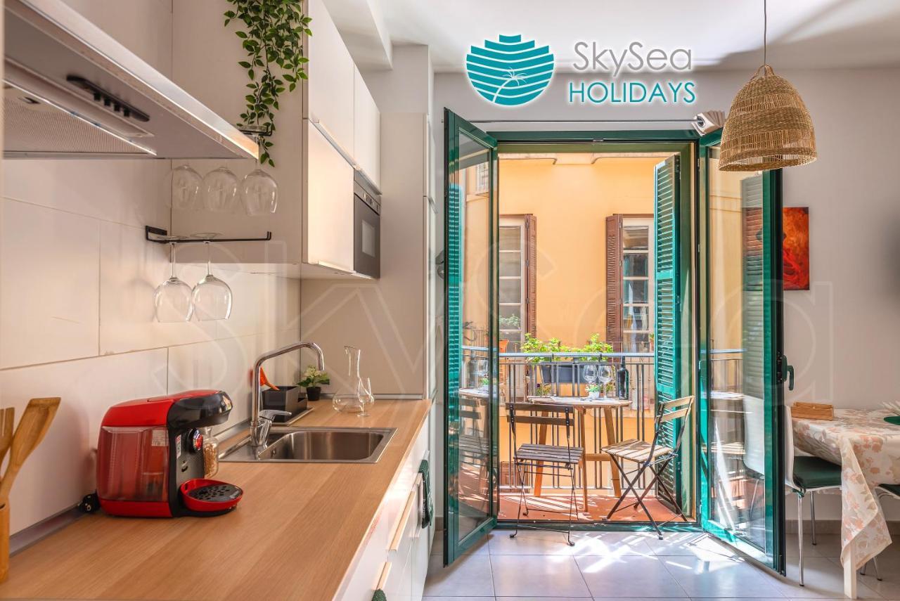 Skysea Holidays City Center Suites Málaga Eksteriør billede