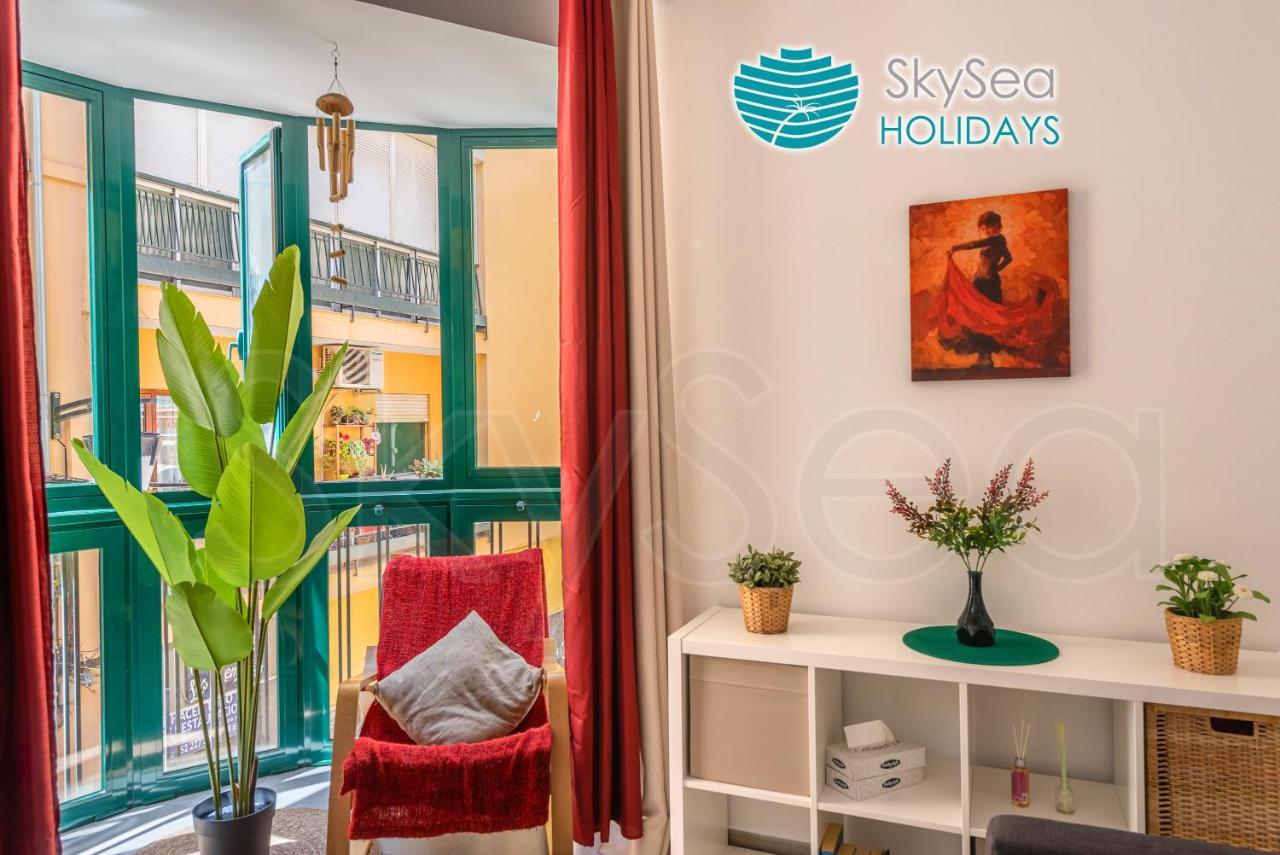 Skysea Holidays City Center Suites Málaga Eksteriør billede