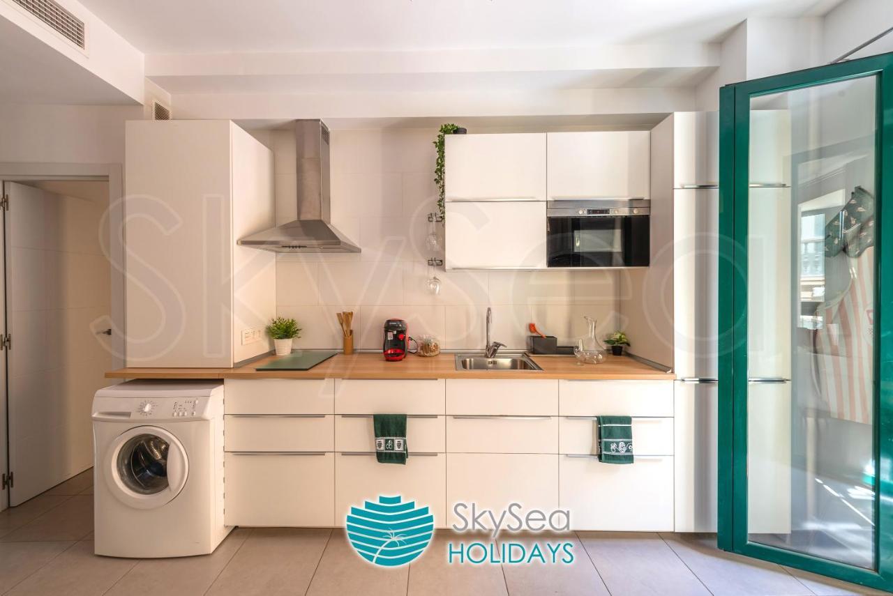Skysea Holidays City Center Suites Málaga Eksteriør billede
