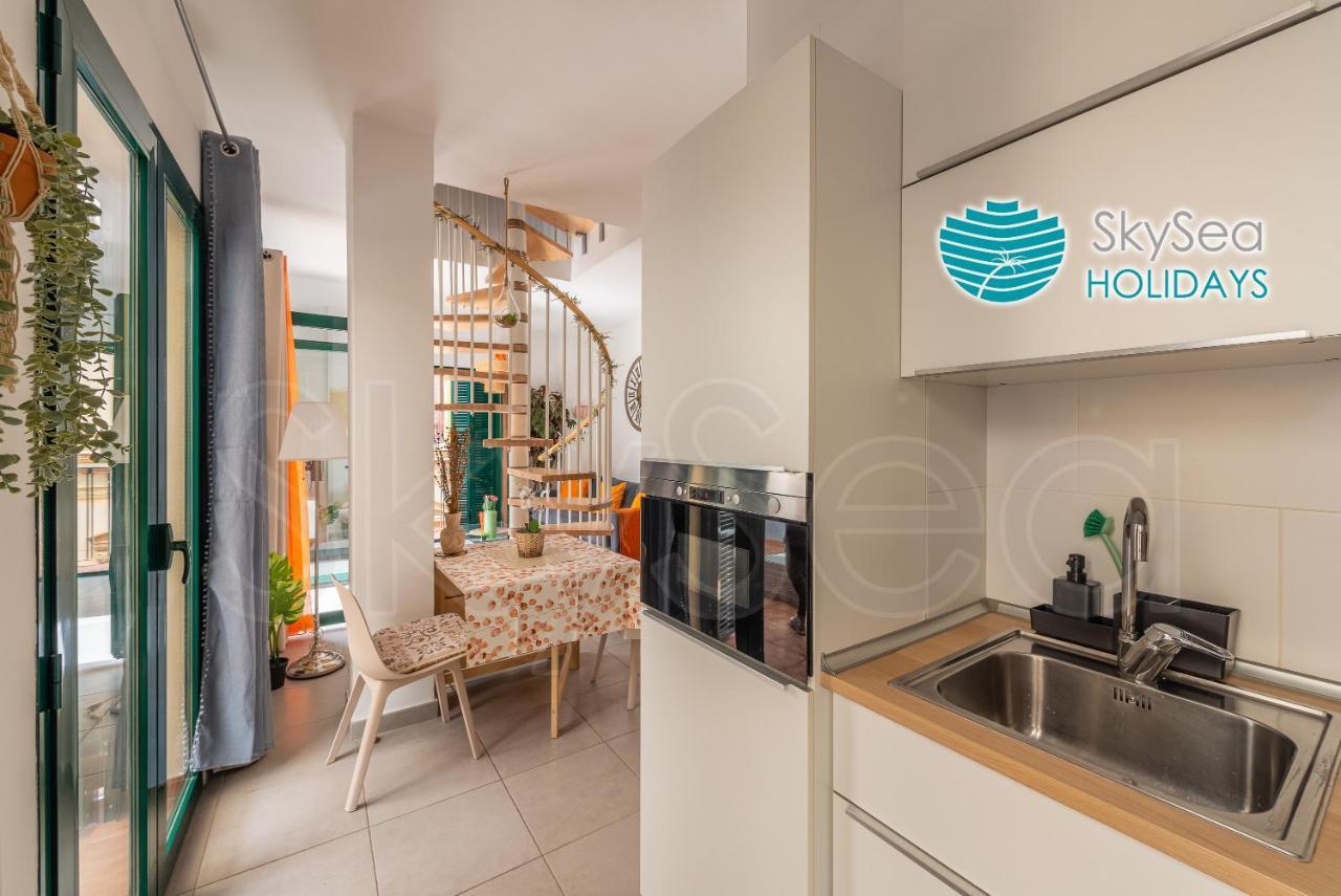 Skysea Holidays City Center Suites Málaga Eksteriør billede