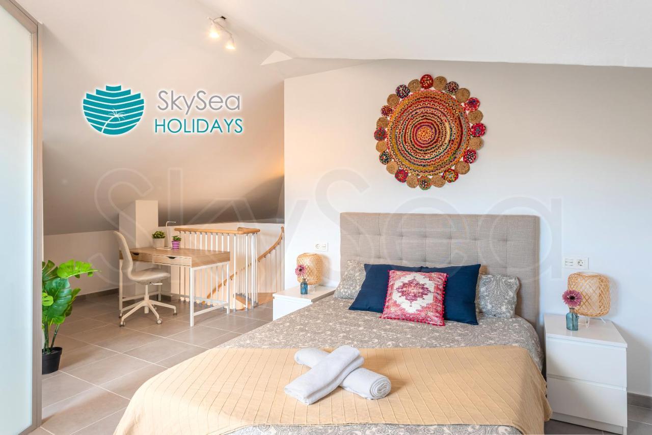 Skysea Holidays City Center Suites Málaga Eksteriør billede