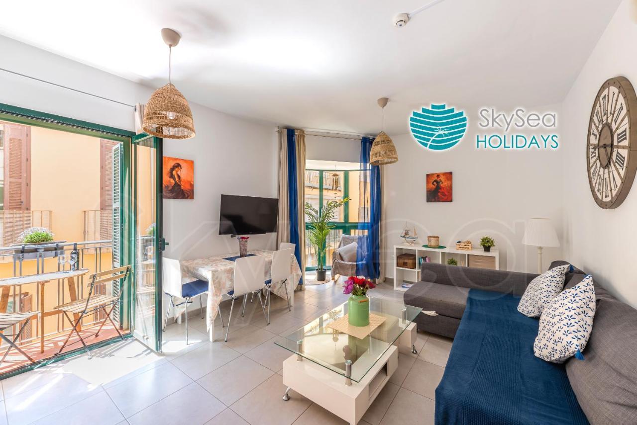 Skysea Holidays City Center Suites Málaga Eksteriør billede